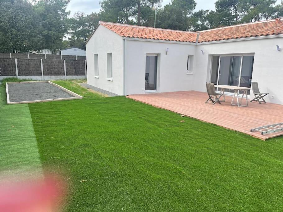 St Jean De Monts Maison Neuve 15 Pers 6Ch La Parée Preneau エクステリア 写真